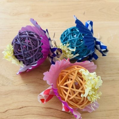 Flower Toss toy for guinea pigs and rabbits