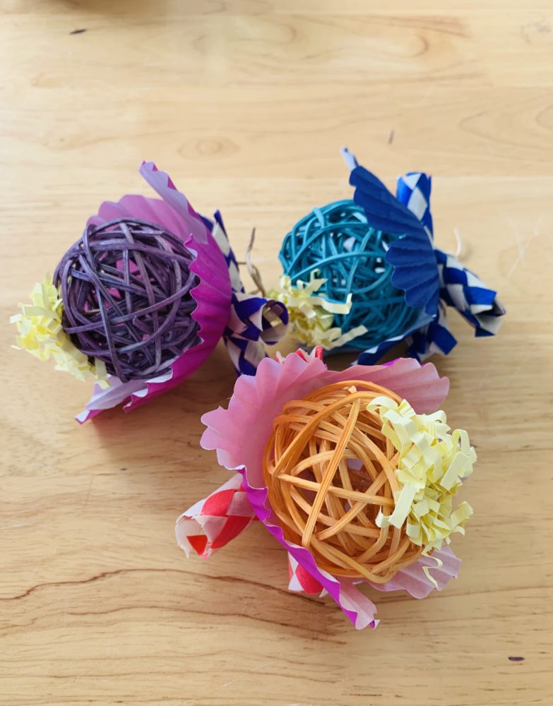 Rabbit toys 11 Flower toss toy for guinea pigs and rabbits