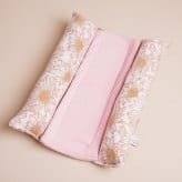 Teacup Nethies Small Pillow Bed