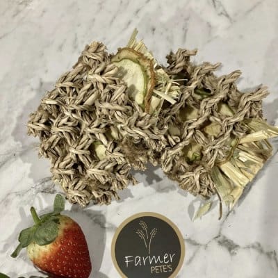 treat sandwich for guinea pigs and rabbits