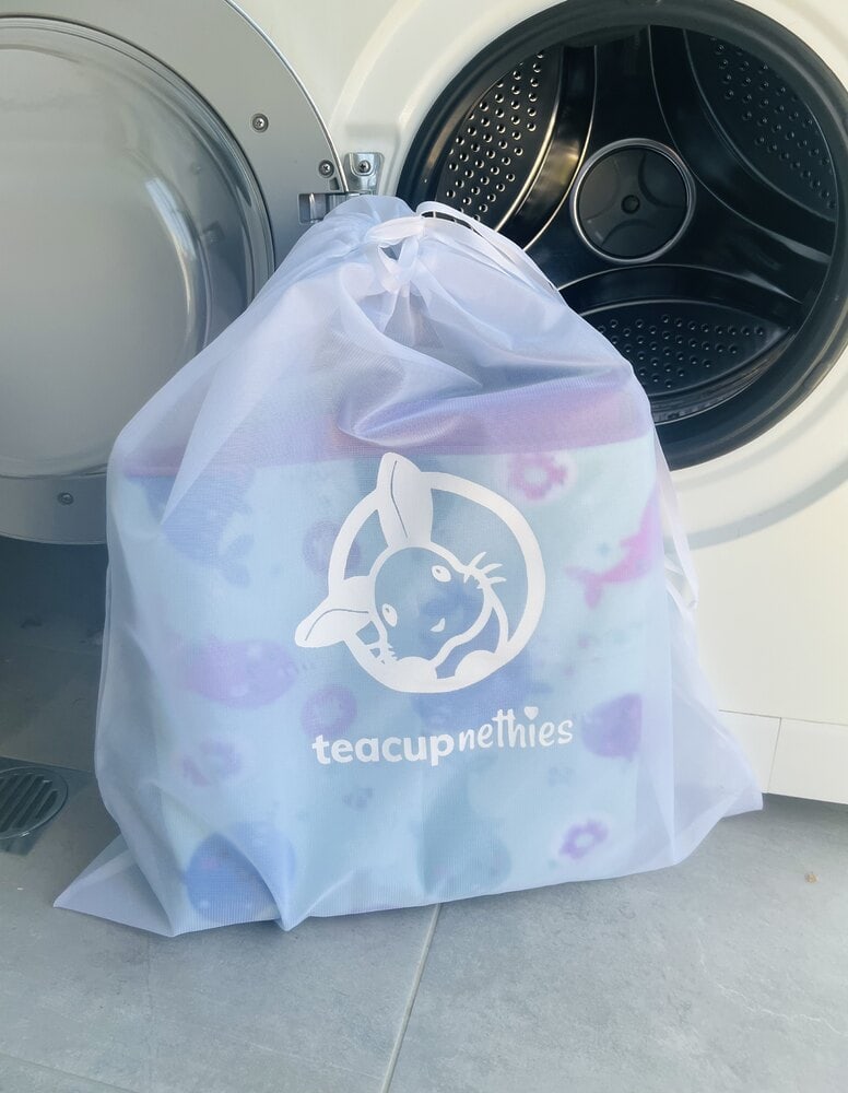 Quick step by step guide to cleaning fleece. 6 Teacup nethies pet wash bag